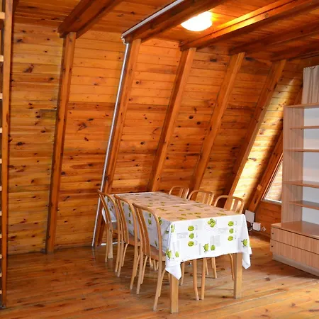 Alpstuga Nowa Holandia Sierakow (Greater Poland)